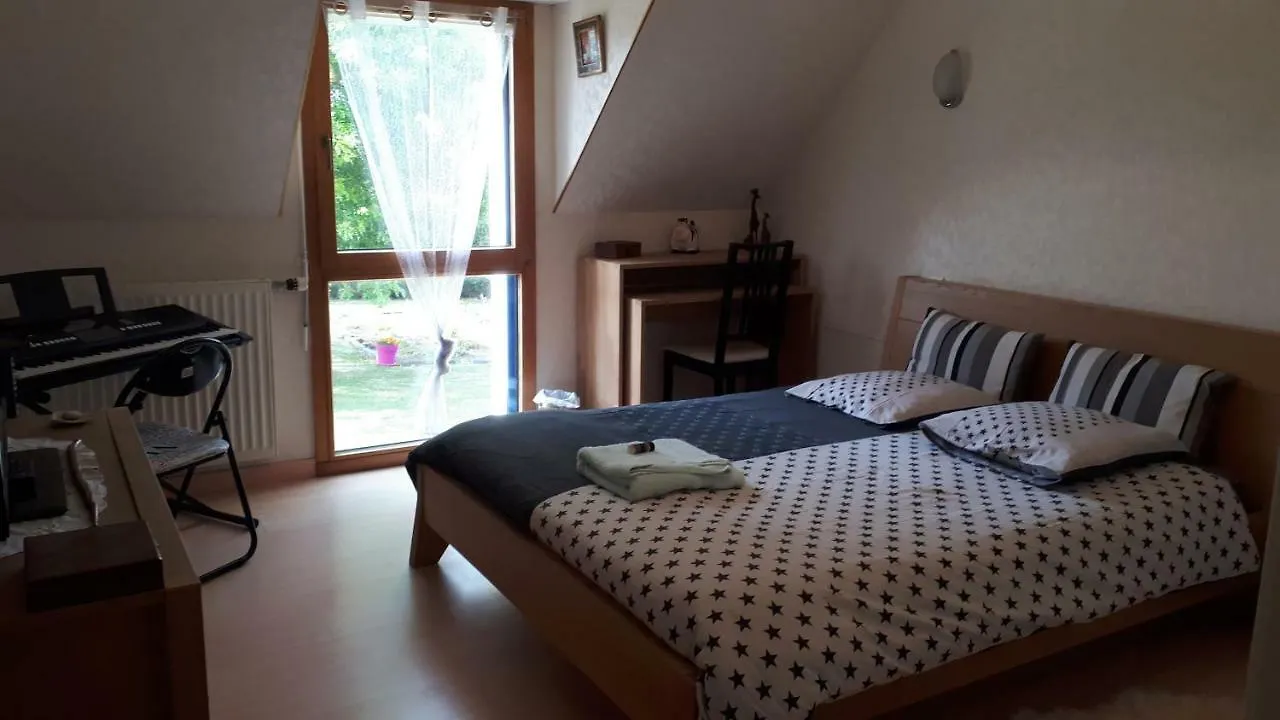 Kerniguez 3 Bed and Breakfast Carhaix-Plouguer 0*,  Frankrike
